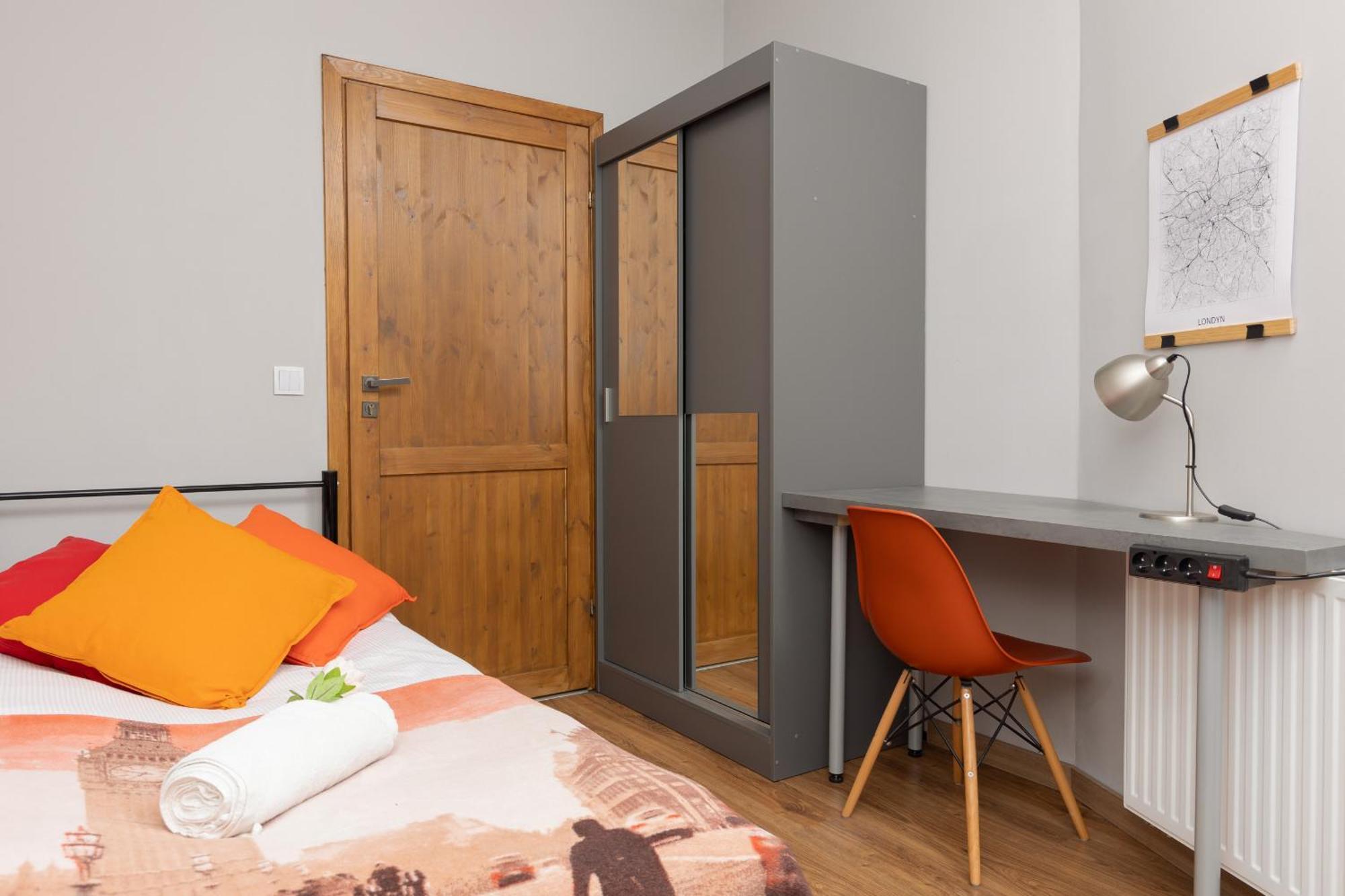 Cozy Three-Bedroom Family Apartment In Warsaw By Noclegi Renters Exterior foto